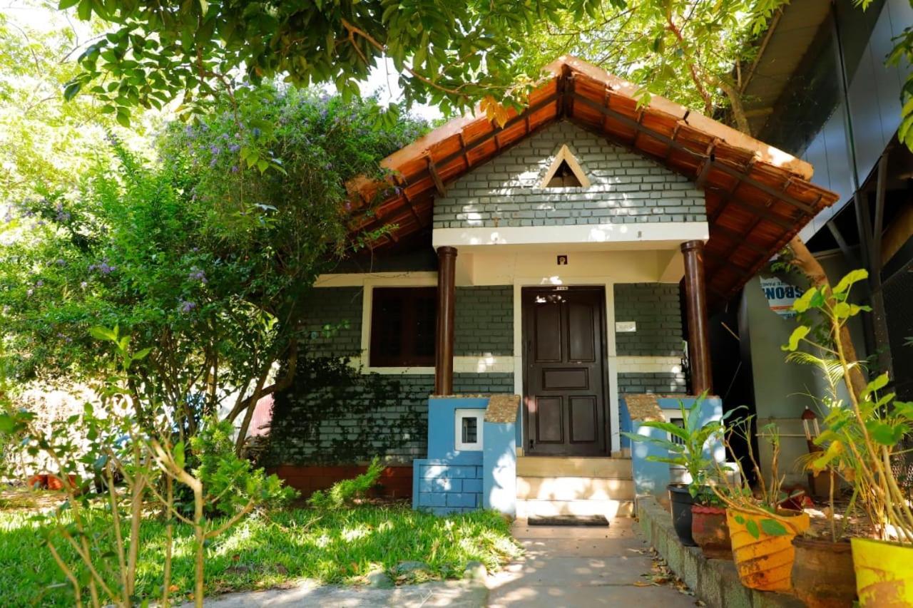 Chalets Resort Masinagudi Udagamandalam Exterior photo