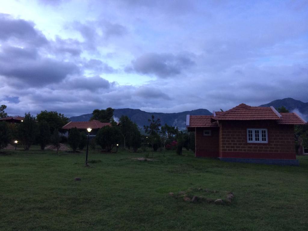 Chalets Resort Masinagudi Udagamandalam Exterior photo